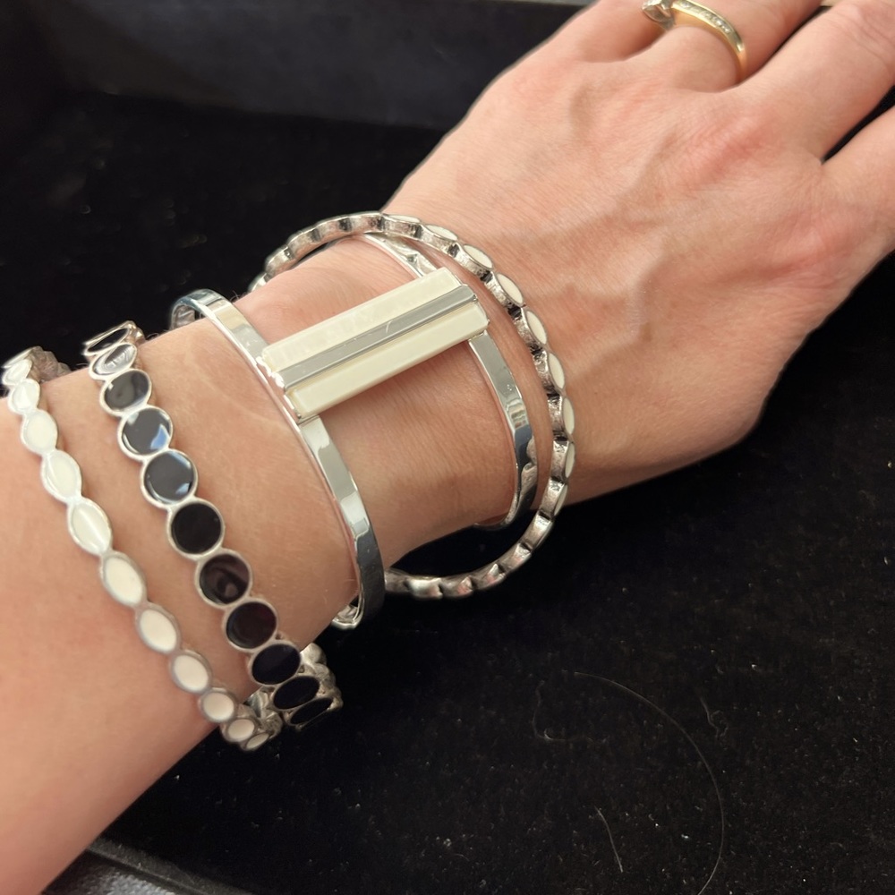 Black & White antique matte silver plated enamel bangle bracelets